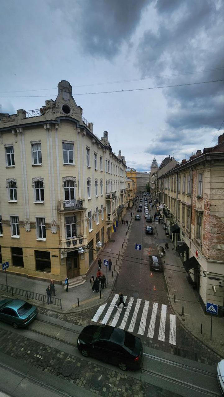 Soho Apartments Lviv Buitenkant foto